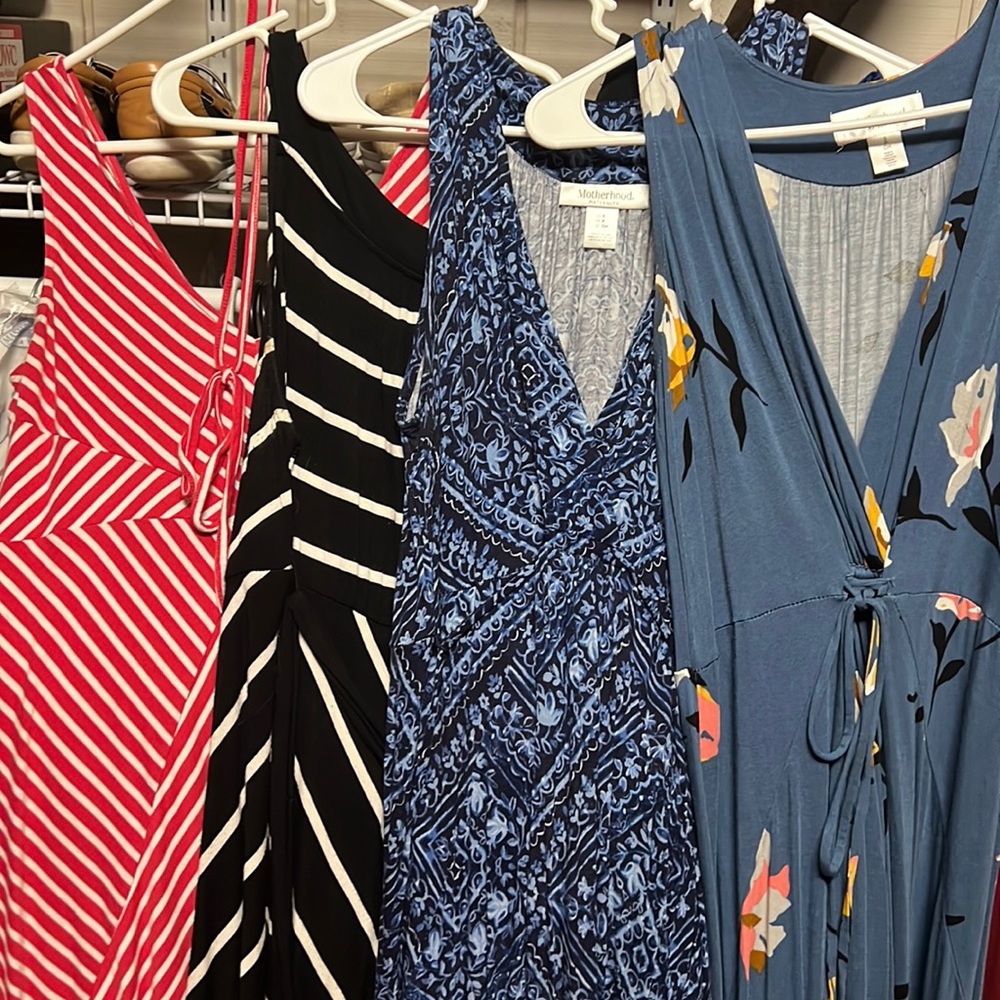 Lot of 3 SMALL MATERNITY DRESSES